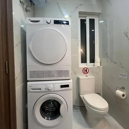 Apartment 2bdr Just Off Seafront Sliema