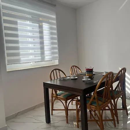 2bdr Just Off Seafront Sliema