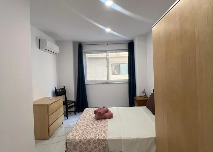 Apartament 2bdr Just Off Seafront *