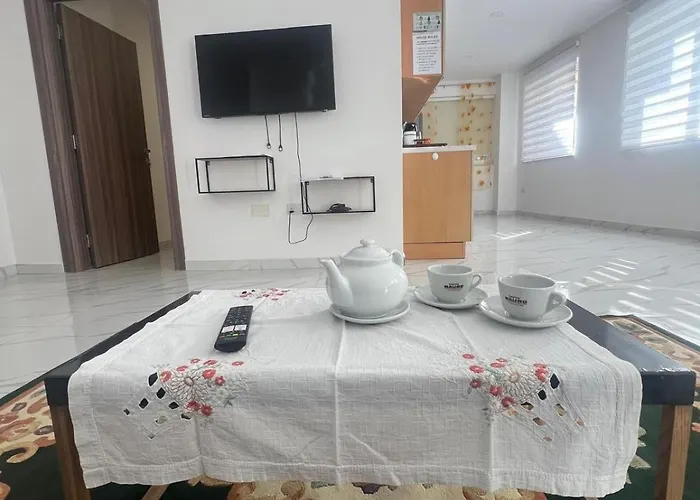 2bdr Just Off Seafront 公寓 *