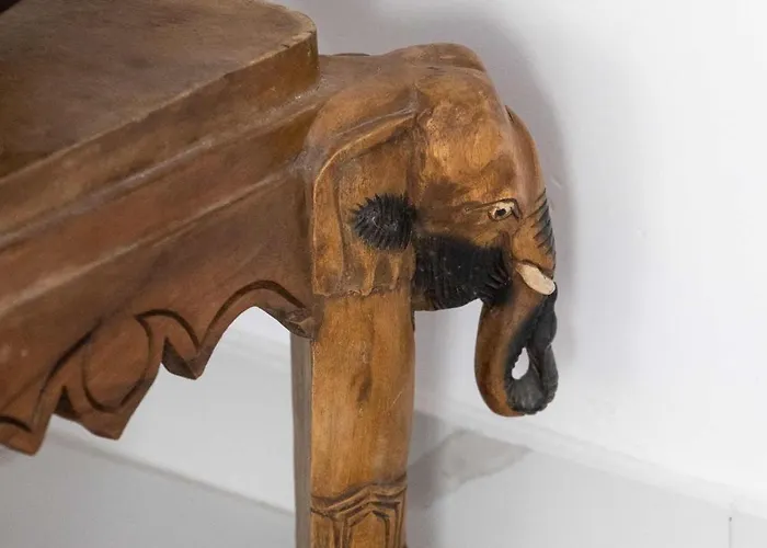 2bdr Just Off Seafront